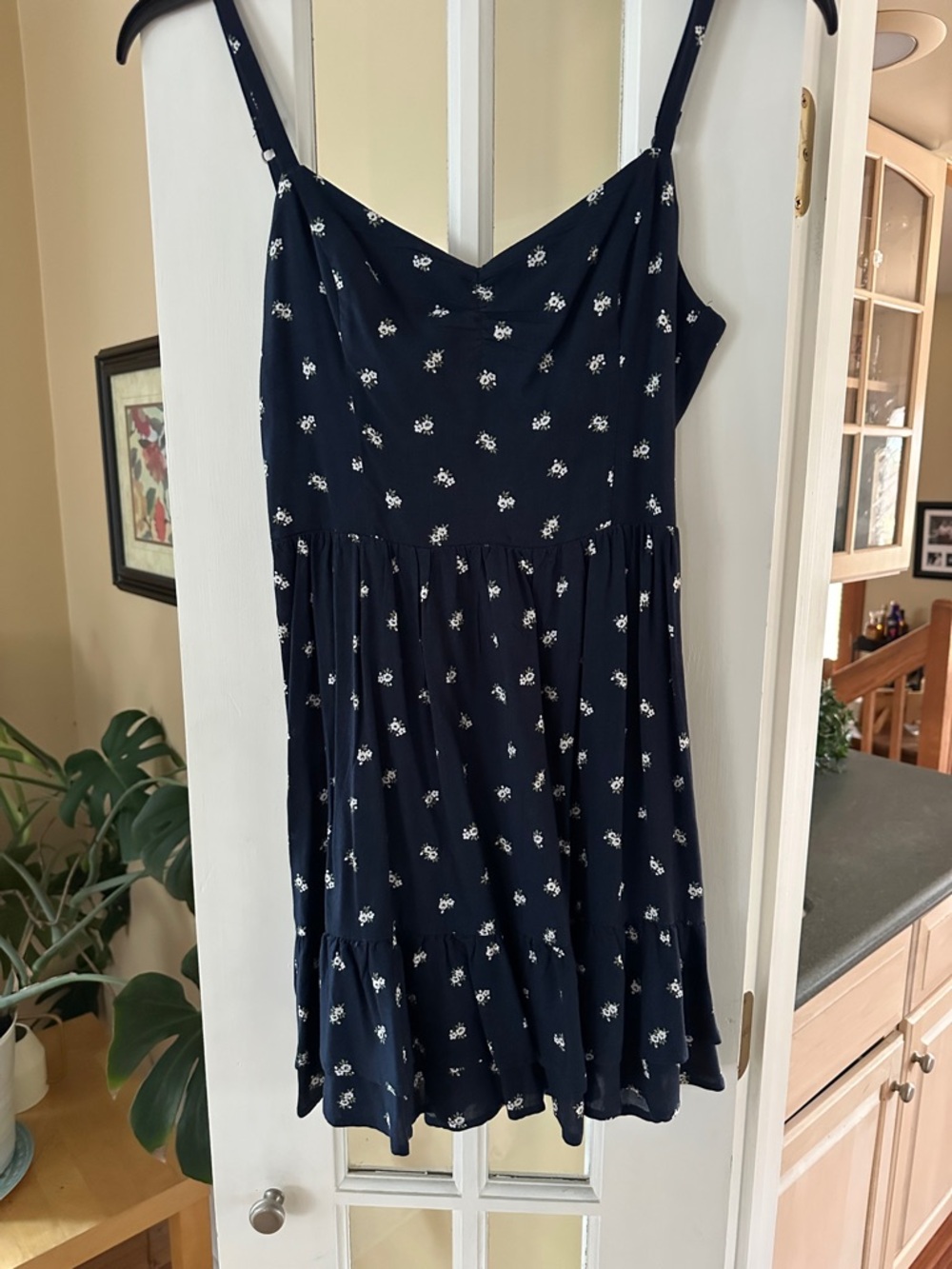 HOLLISTER Navy Floral Spaghetti Strap Sundress size: small